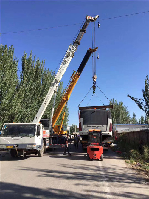 丁青县港口集装箱搬运案例